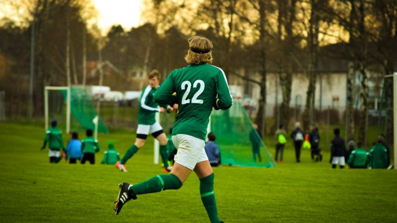 Running on the ground makes more exercise